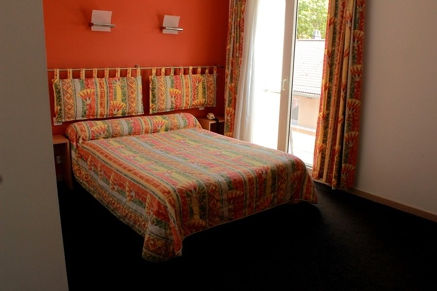 Hotel Esplanade Eden Lourdes Bagian luar foto